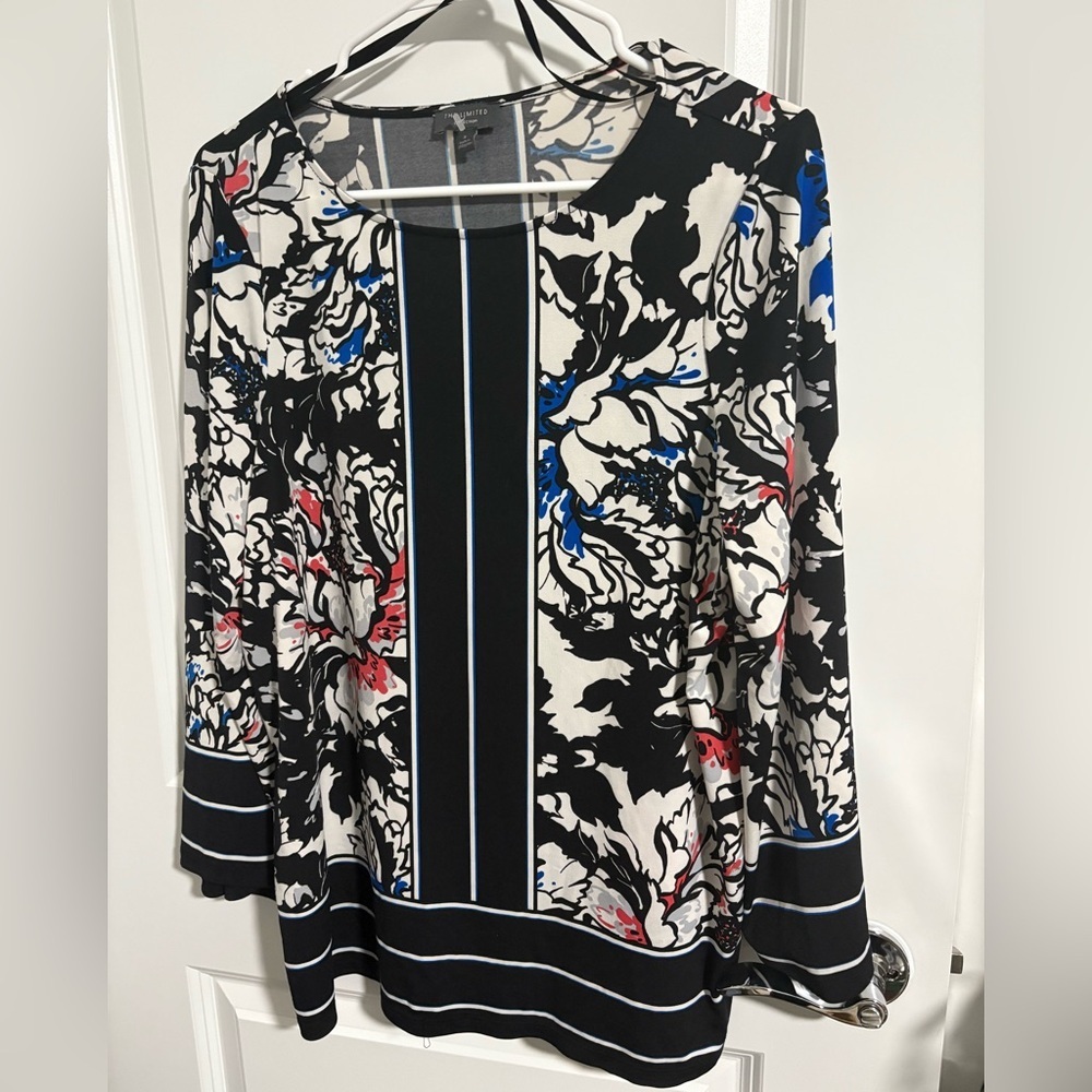 The Limited Women’s Stretch Size S Multicolors Floral Long Bell Sleeve